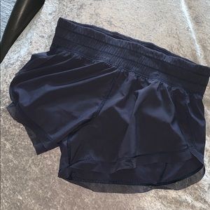 Dark navy lulu shorts
